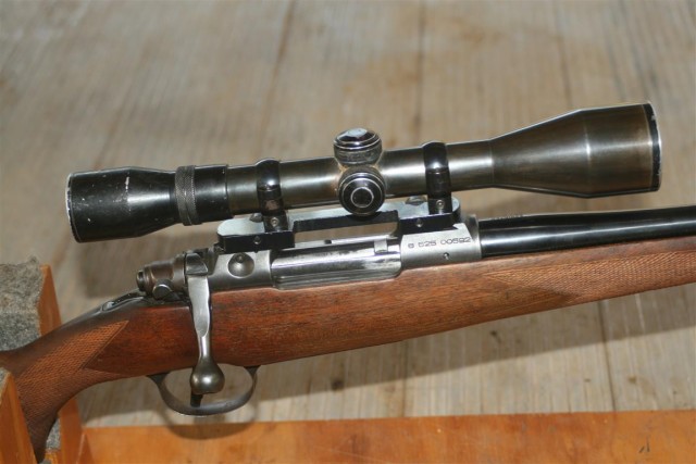 250 Myra rifle (2) (Medium).JPG